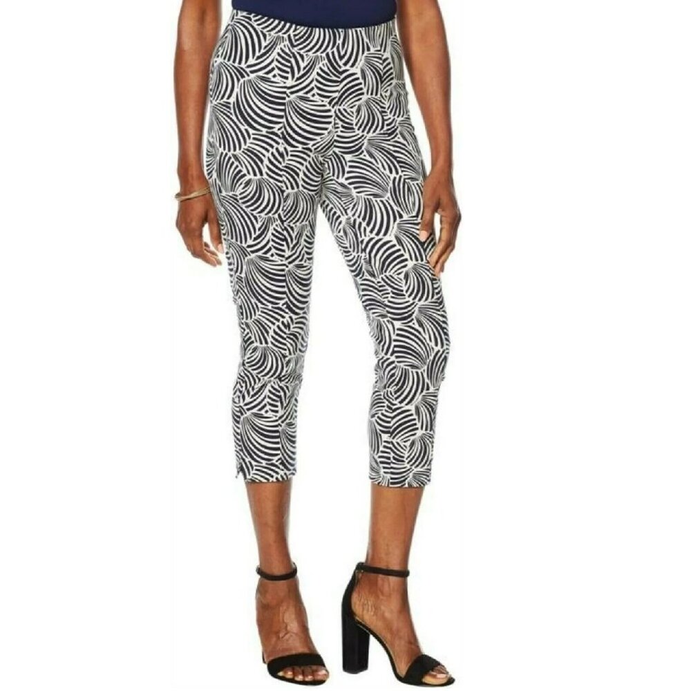 Motto Women's Timeless Twill Pull-On Crop Pant